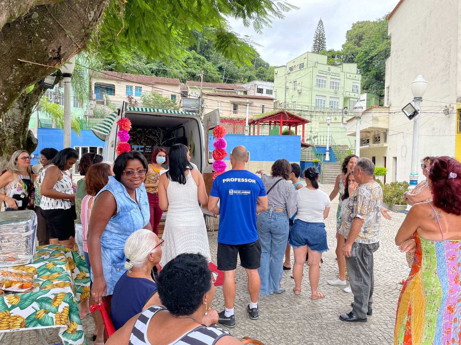 Projeto “Mulheres de Fibra” faz homenagem ao Dia Internacional da Mulher na Praça Roger Malhardes.