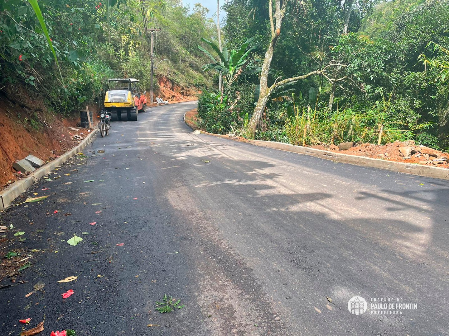 Asfaltamento no bairro Gondim é finalizado.