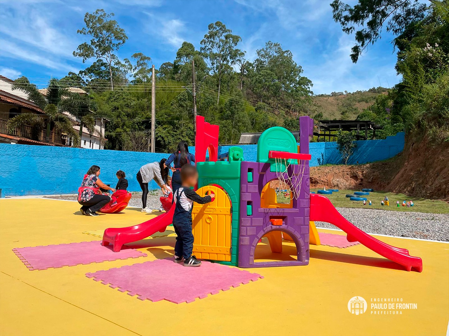 Retorno das aulas na Creche Municipal Antônio Maurício após reformas.