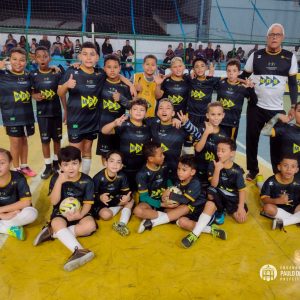 Leia mais sobre o artigo Jogadores do núcleo do Projeto ‘Semear Esportes 2’ em Eng° Paulo de Frontin participam de Amistoso de Futsal.