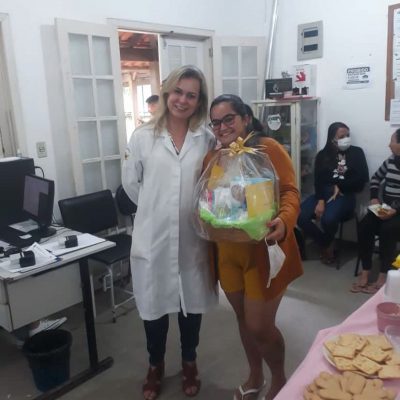 Equipe da Estratégia de Saúde da Família do bairro Aguada realiza encontro alusivo ao Agosto Dourado com gestantes e lactantes do município.