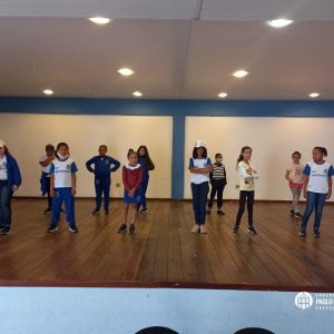 Leia mais sobre o artigo Apresentação de dança no Colégio Municipal Joaquim Mendes.